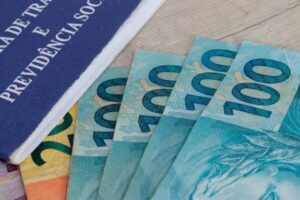 Leia mais sobre o artigo Tudo Sobre o Décimo Terceiro Salário: Direito, Cálculo e Datas de Pagamento
